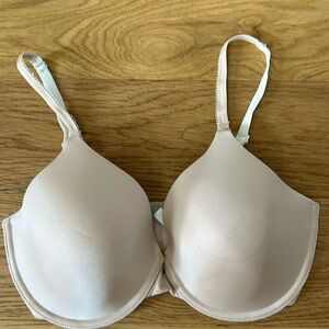 Jessica Simpson underwire nursing bra